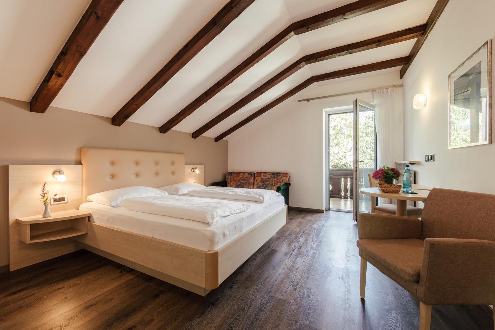 Hotel Garni Sirmian 梅拉诺 客房 照片